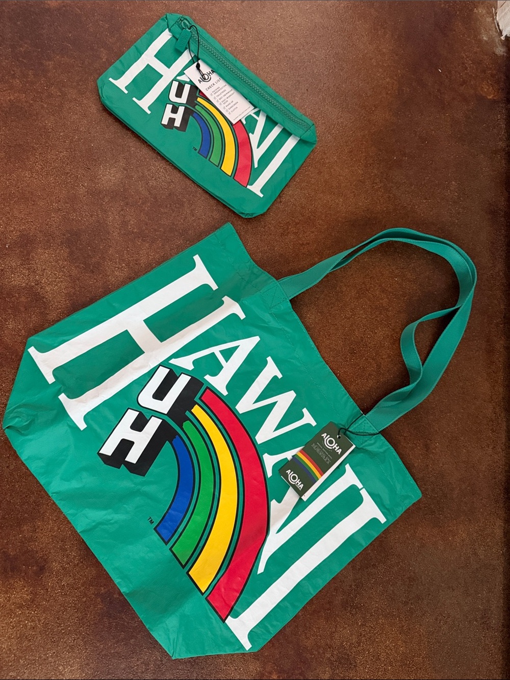 ALOHA Collection Green Hawaii Tote Bag with Rainbow Print